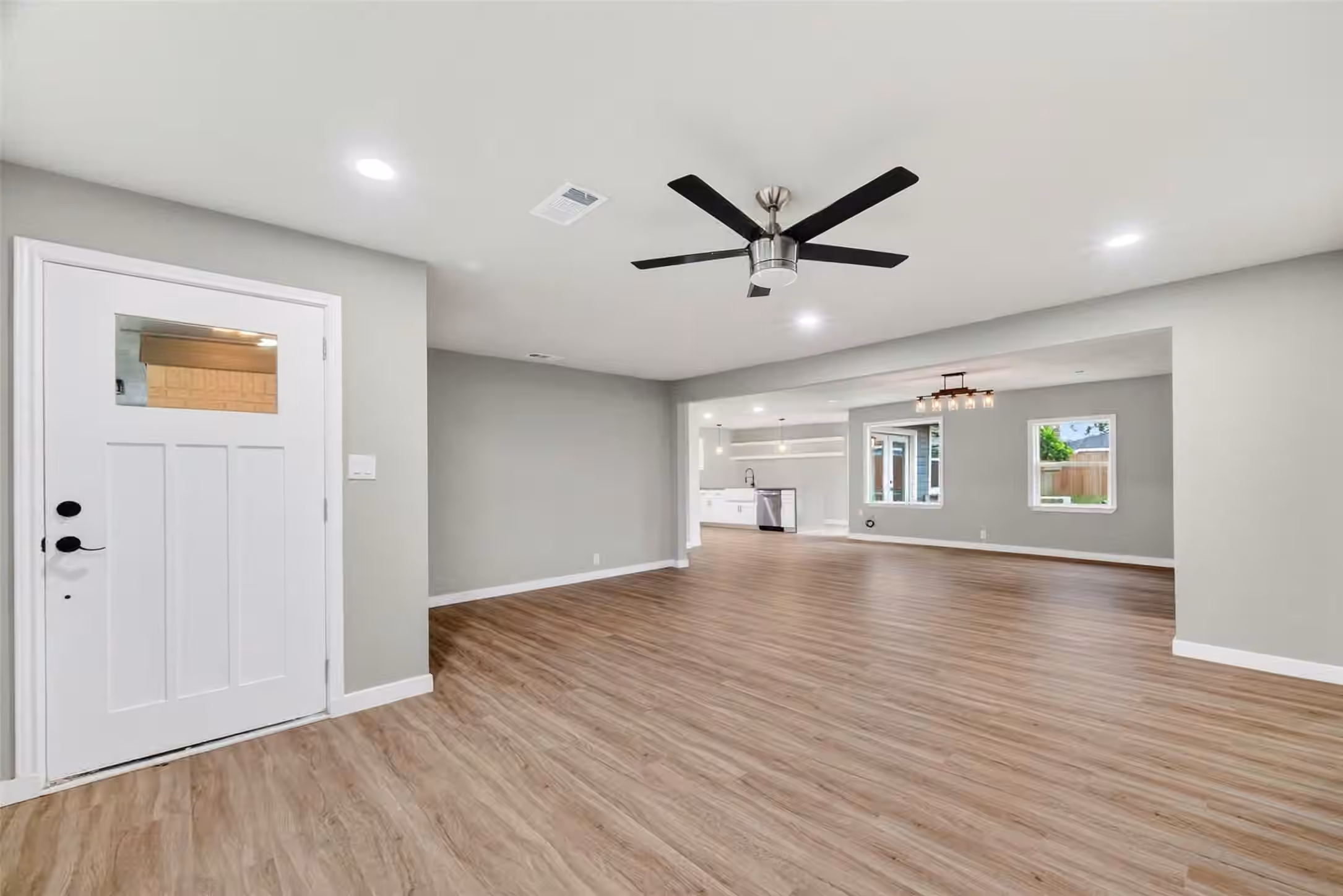 Photo 6 of 5210 Verdome Lane, Houston, TX