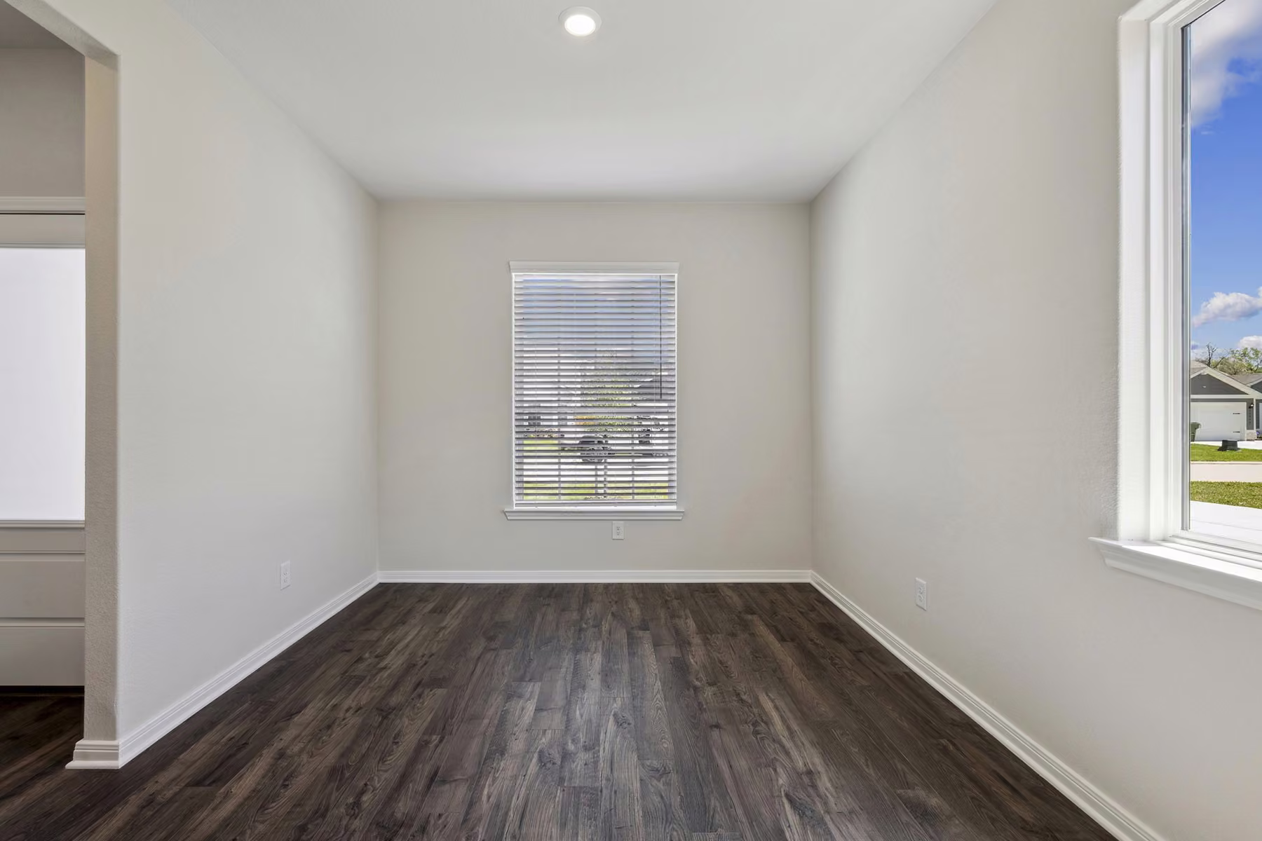 Photo 4 of 25523 Blooming Hazel Drive, Cleveland, TX