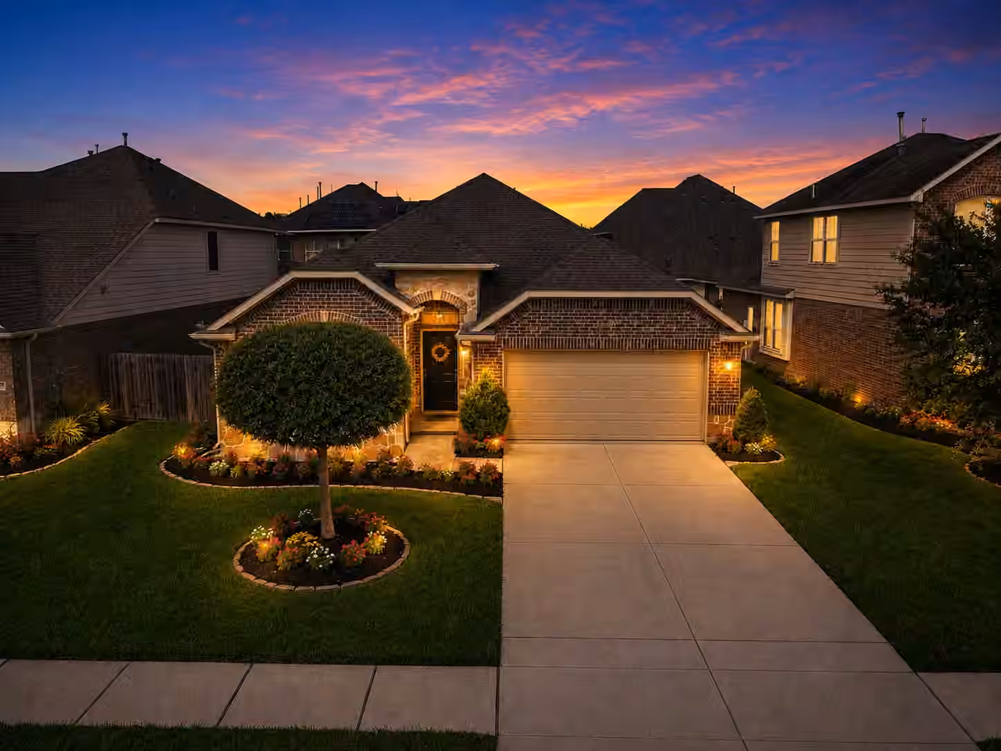 Photo 2 of 13806 Kodiak Brown Bear Street, Crosby, TX