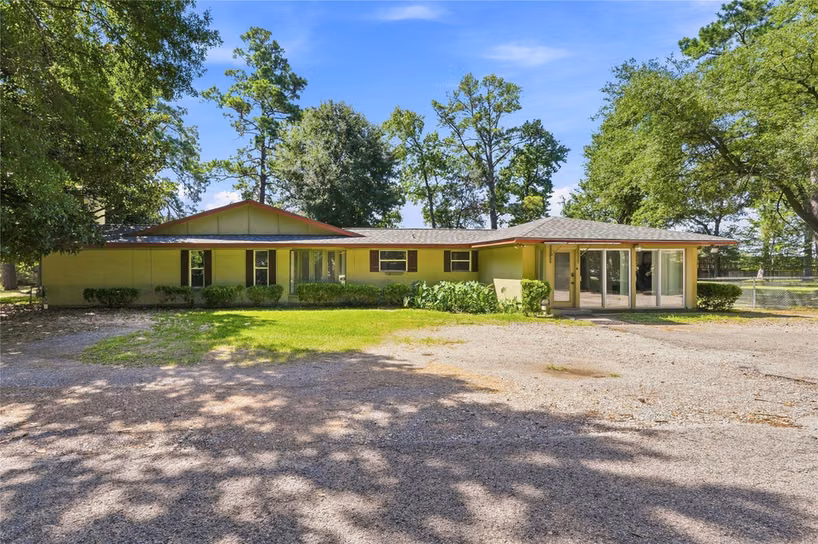 Photo 4 of 12319 Scyrus Lane, Houston, TX