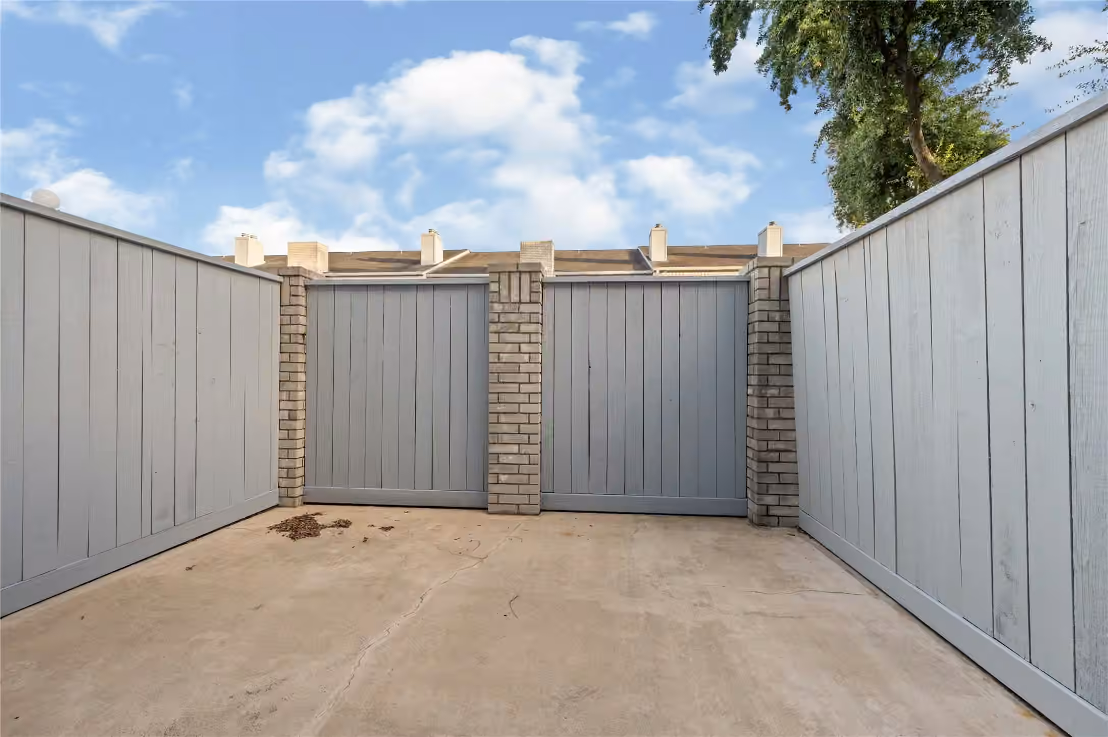 Photo 6 of 332 Wilcrest Drive 332, Houston, TX