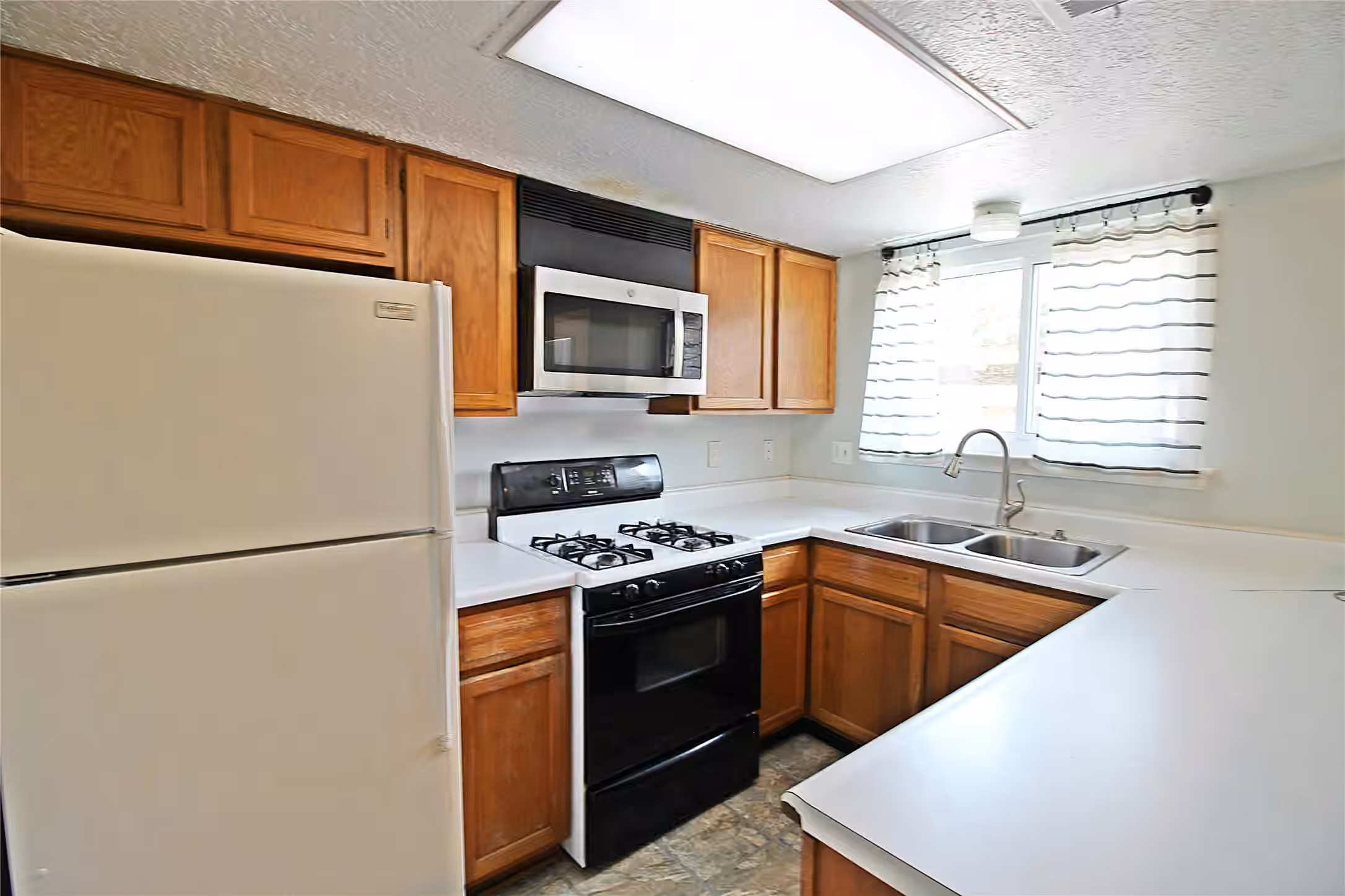 Photo 5 of 2041 Country Village Boulevard A, Humble, TX