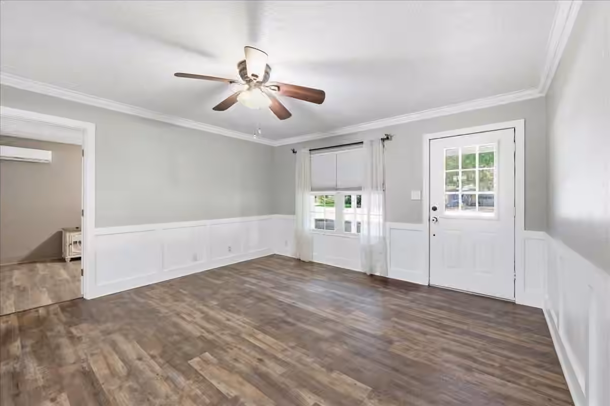 Photo 5 of 407 Cypress Avenue, Winnie, TX