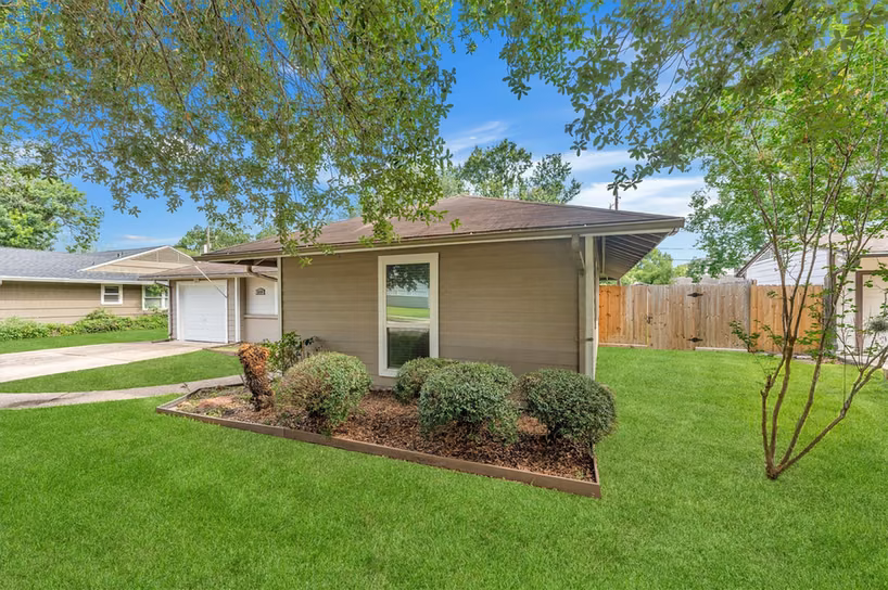 Photo 5 of 5330 Pagewood Lane, Houston, TX