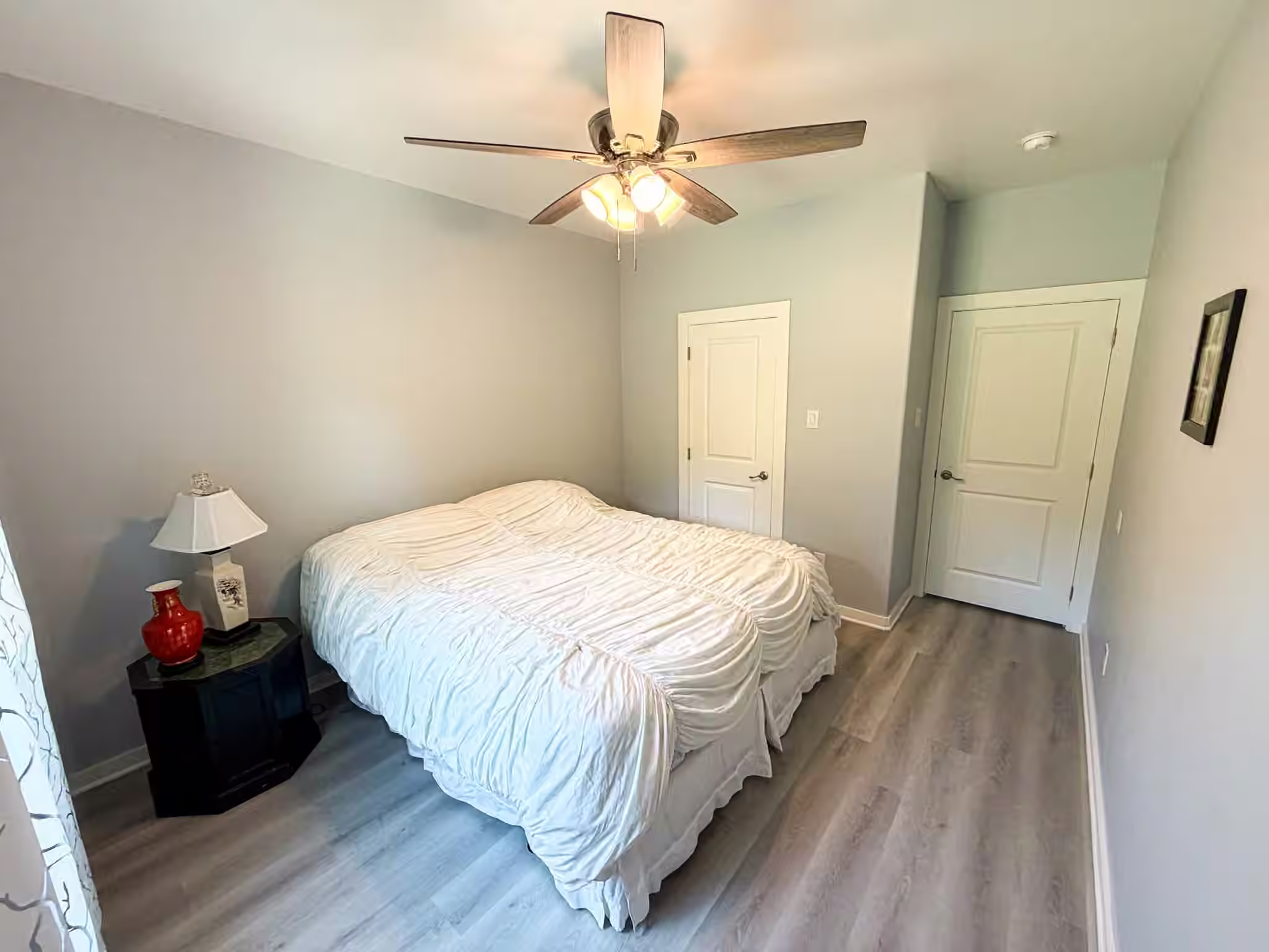 Photo 4 of 925 Chuckwagon Trail, Angleton, TX