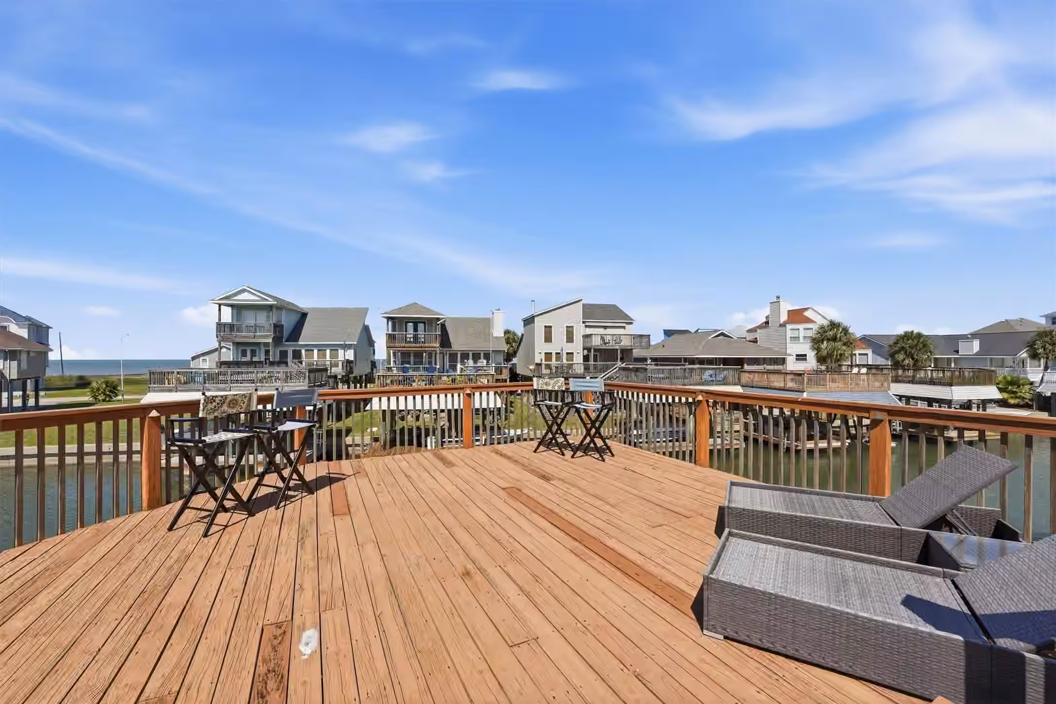 Photo 4 of 3902 Island Court, Galveston, TX