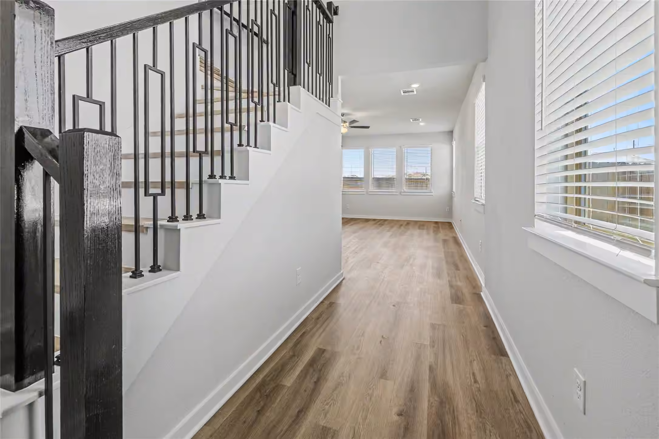 Photo 6 of 6427 Bolinas Ct, Rosharon, TX