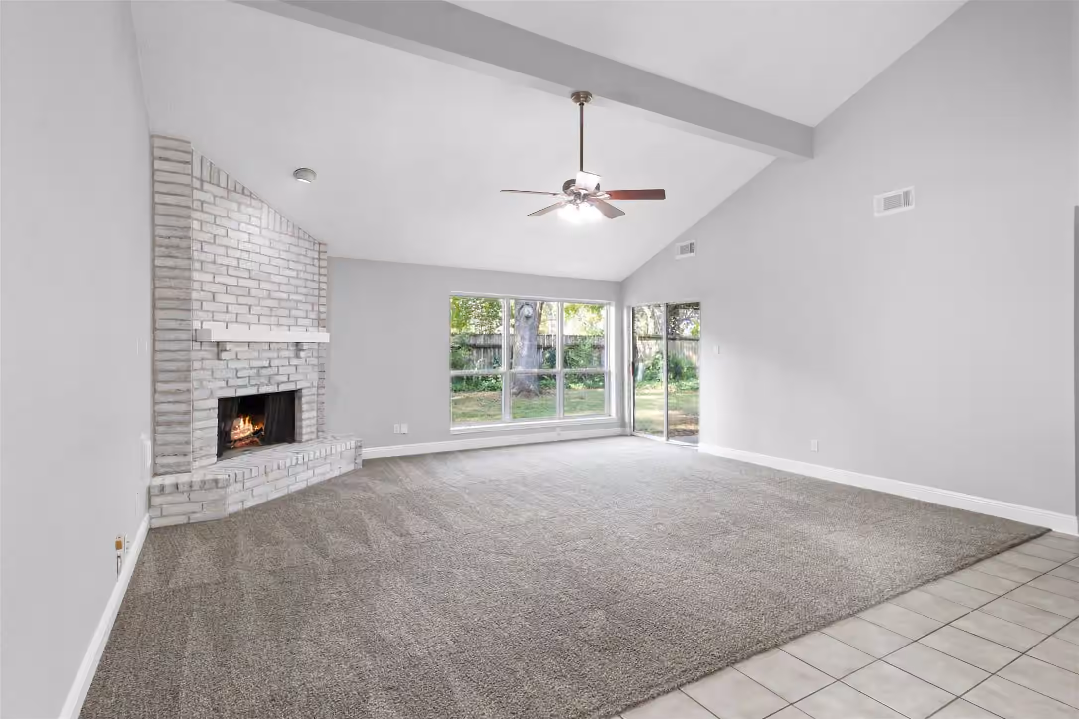 Photo 3 of 1207 Yorkshire Drive, Friendswood, TX