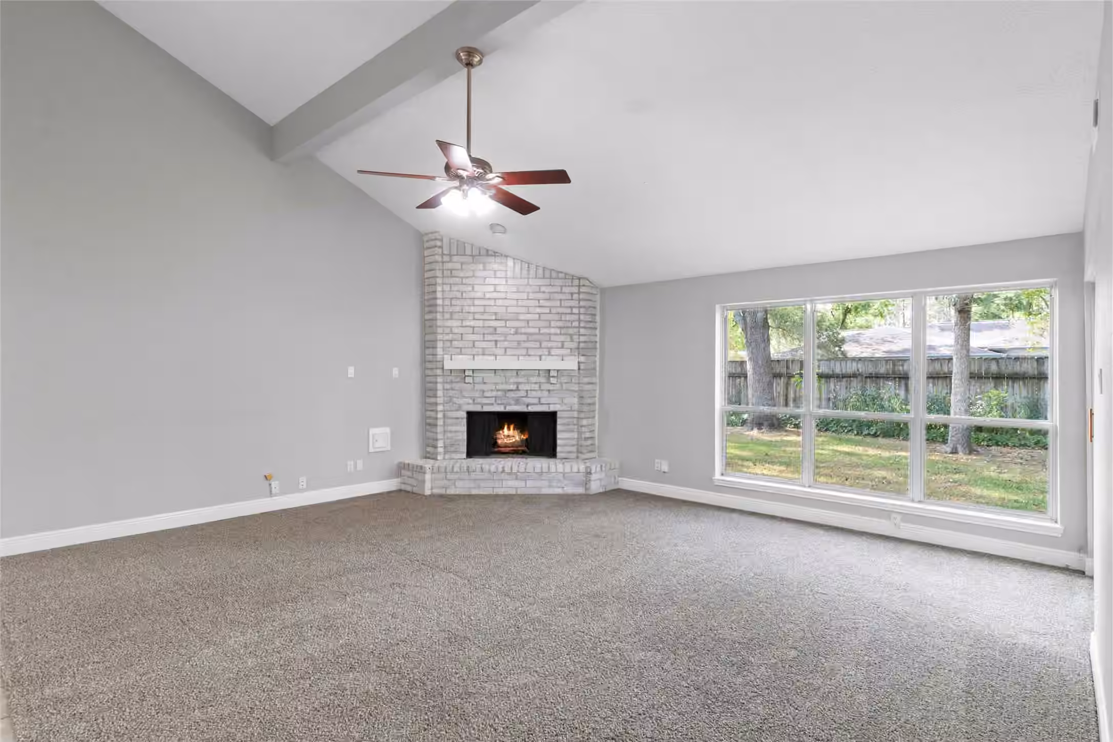 Photo 5 of 1207 Yorkshire Drive, Friendswood, TX