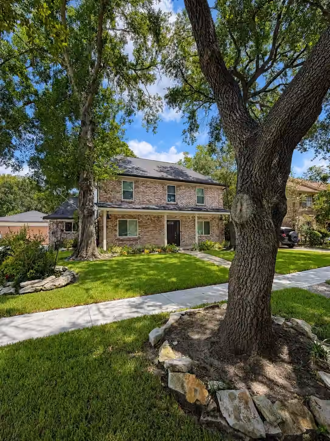 Photo 3 of 15818 Sandy Hill Drive, Houston, TX