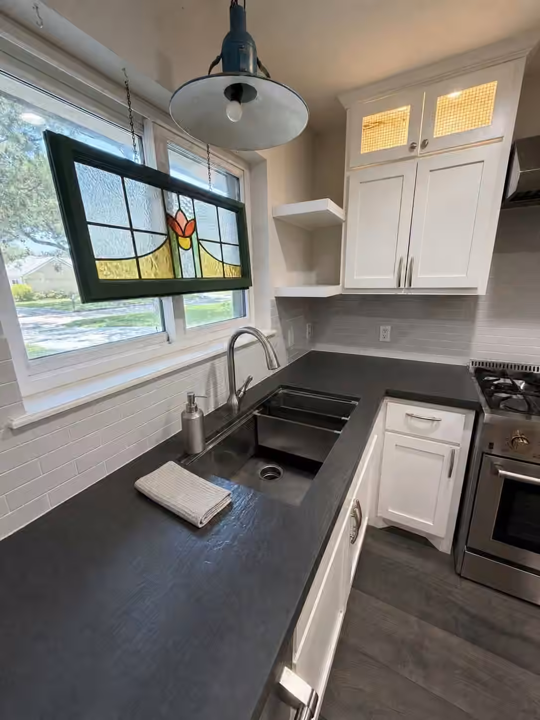 Photo 6 of 15818 Sandy Hill Drive, Houston, TX