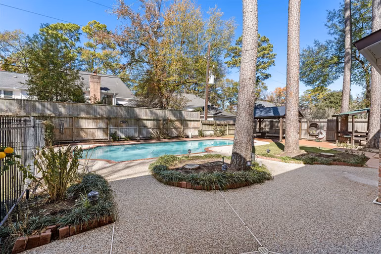 Photo 6 of 16011 Stratton Park Drive, Spring, TX
