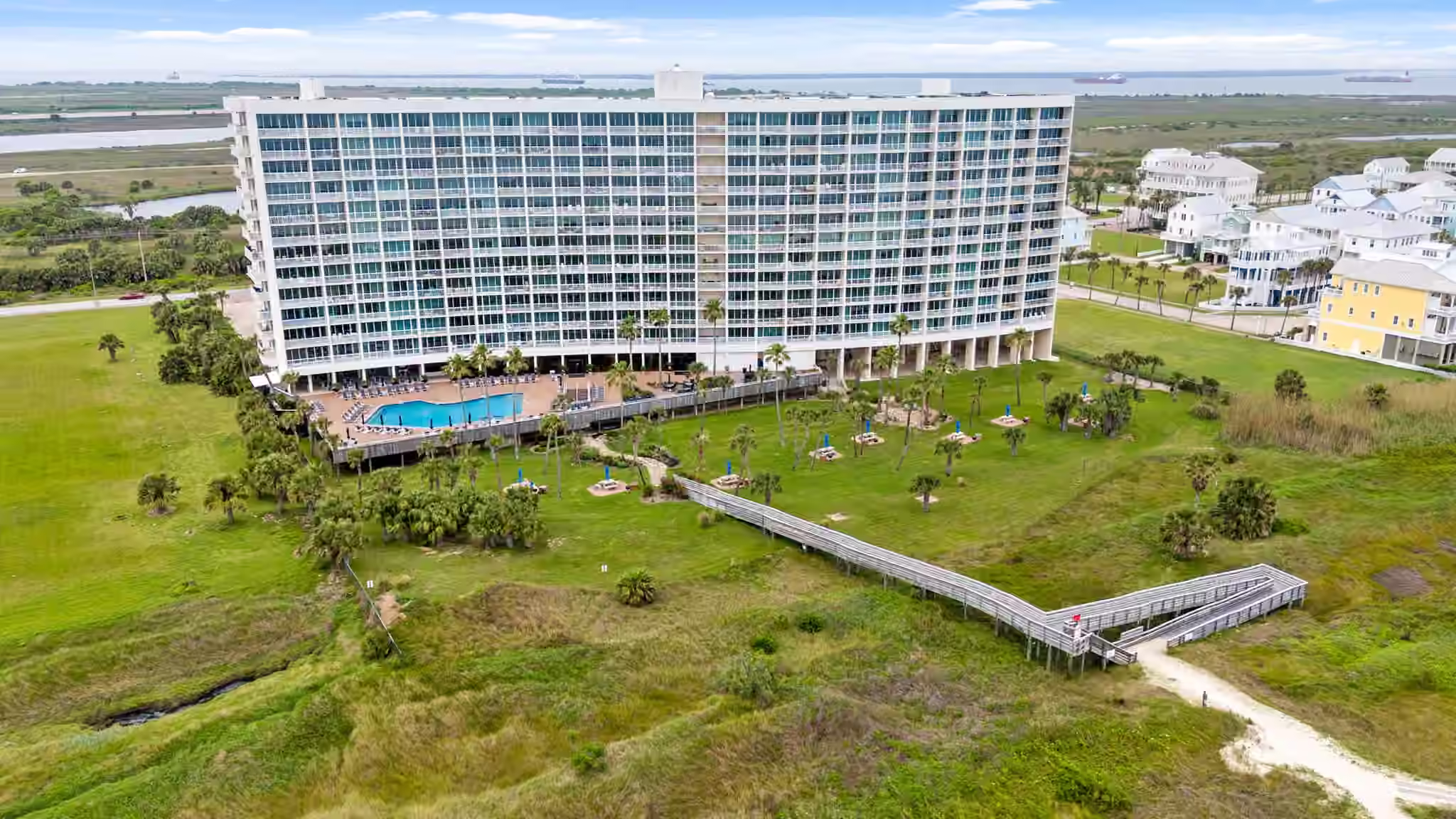 Photo 5 of 1401 E Beach Drive 511/512, Galveston, TX