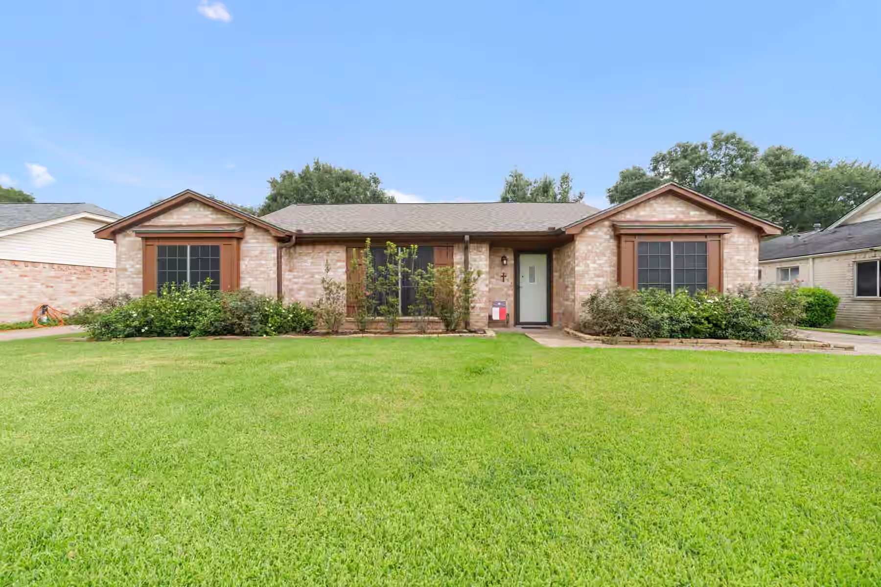 Photo of 25902 Fairbrook Lane, Spring, TX
