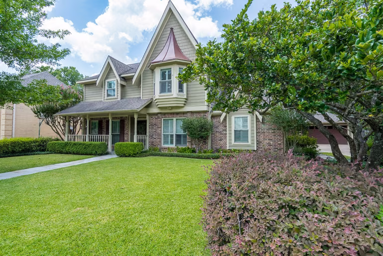 Photo 2 of 3027 Kismet Lane, Houston, TX