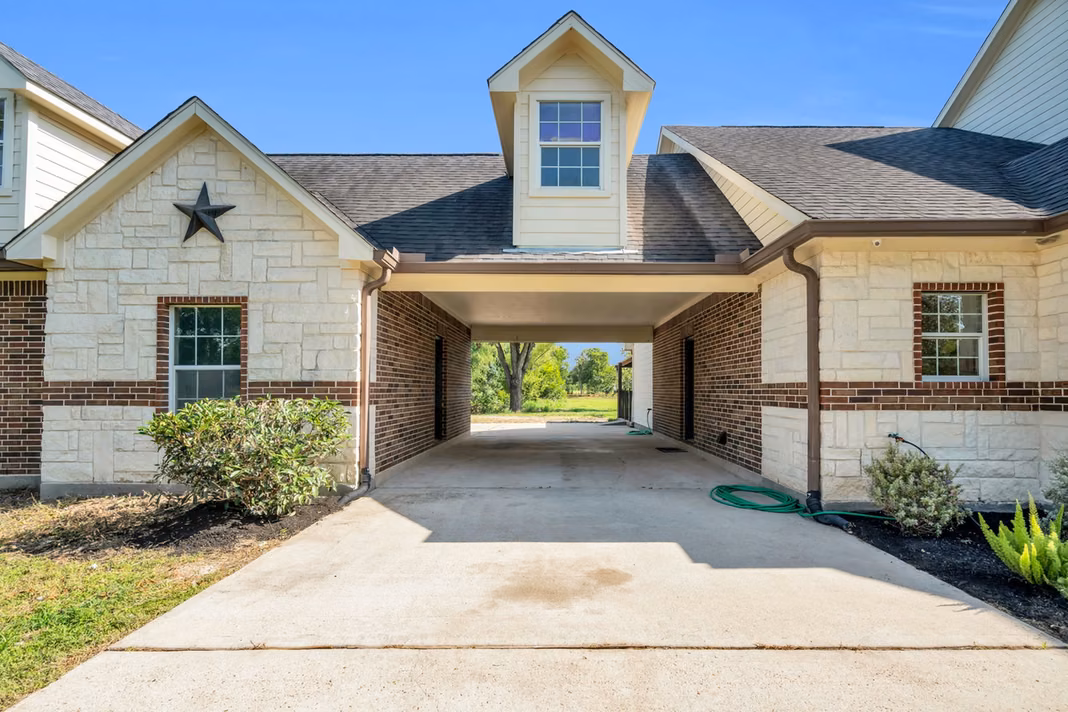 Photo 5 of 6531 Pool Hill Road, Fulshear, TX