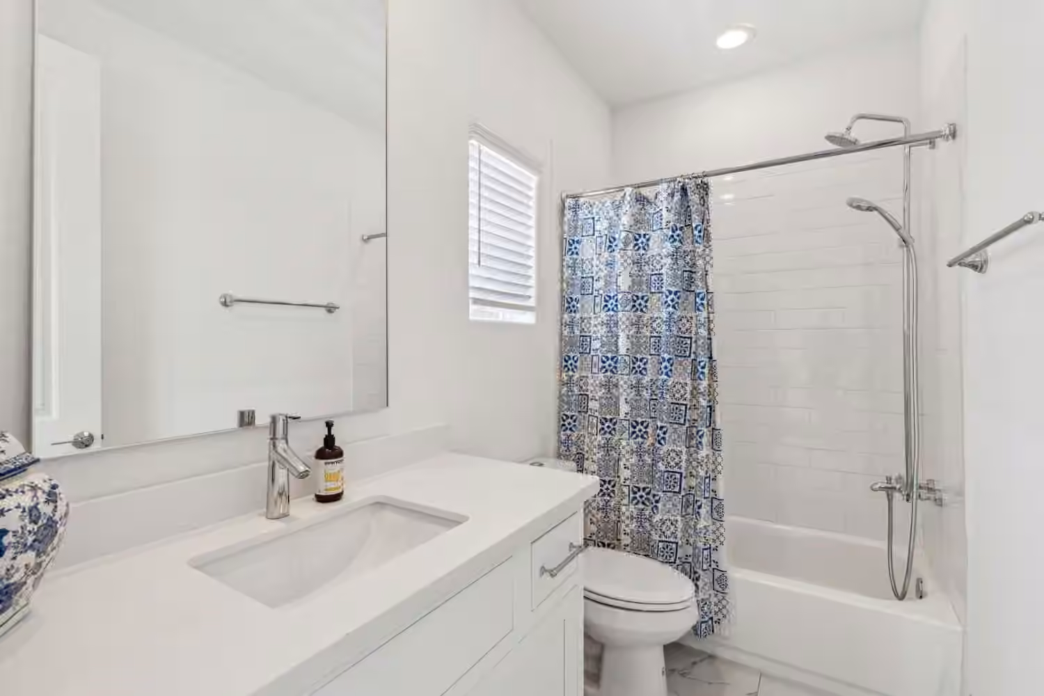 Photo 5 of 2404 Kolbe Reach Lane, Houston, TX