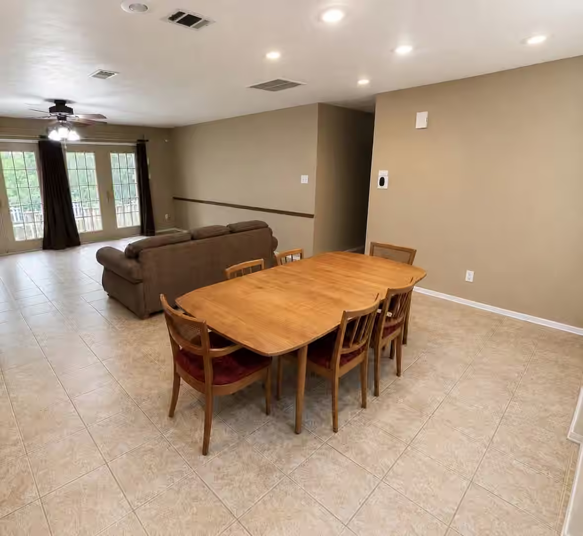 Photo 2 of 15 Gambrel Oak Place, Spring, TX