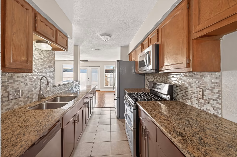 Photo of 6424 Kentwick Drive 24/3, Houston, TX