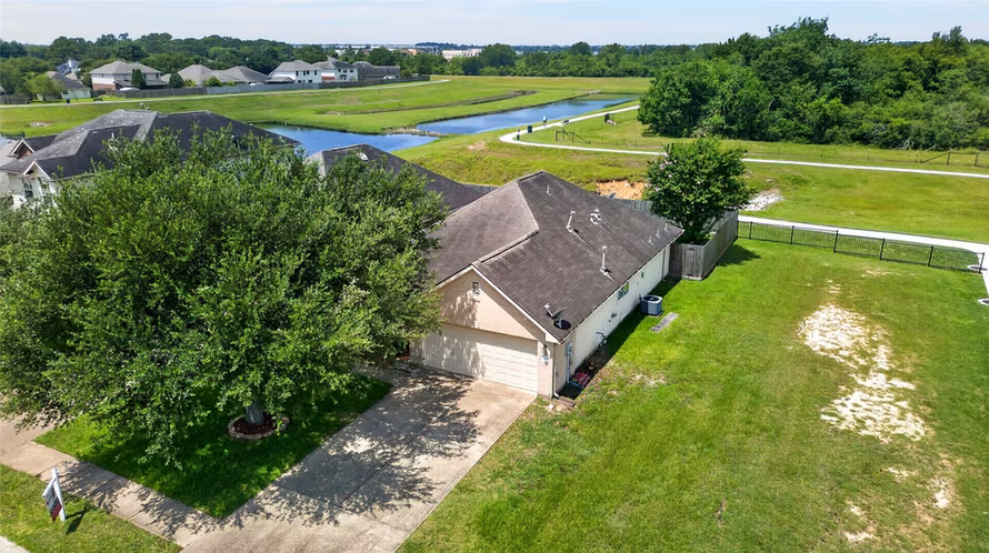 Photo 3 of 3403 Rainshore Drive, Katy, TX
