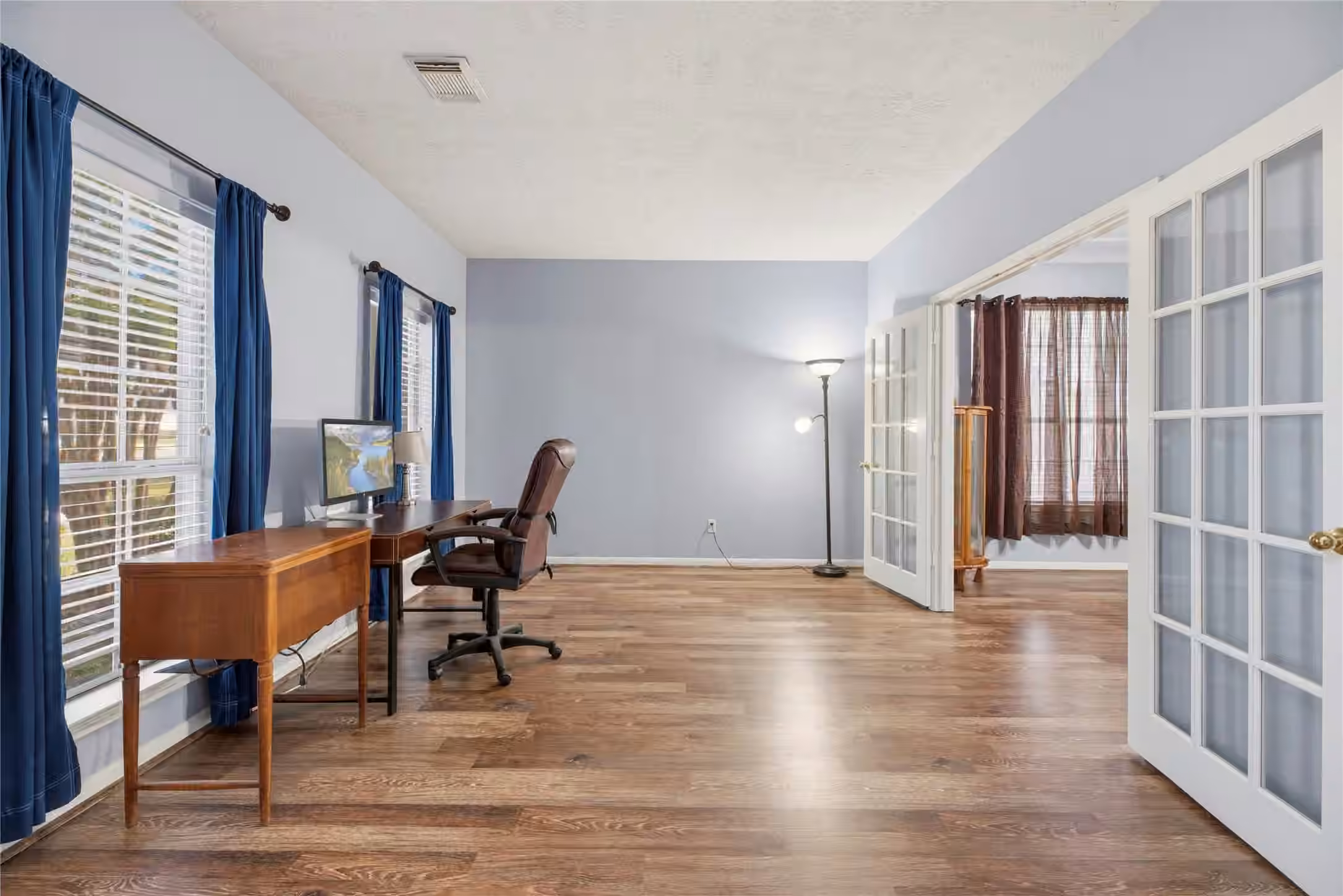 Photo 7 of 8907 W Rayford Road, Tomball, TX