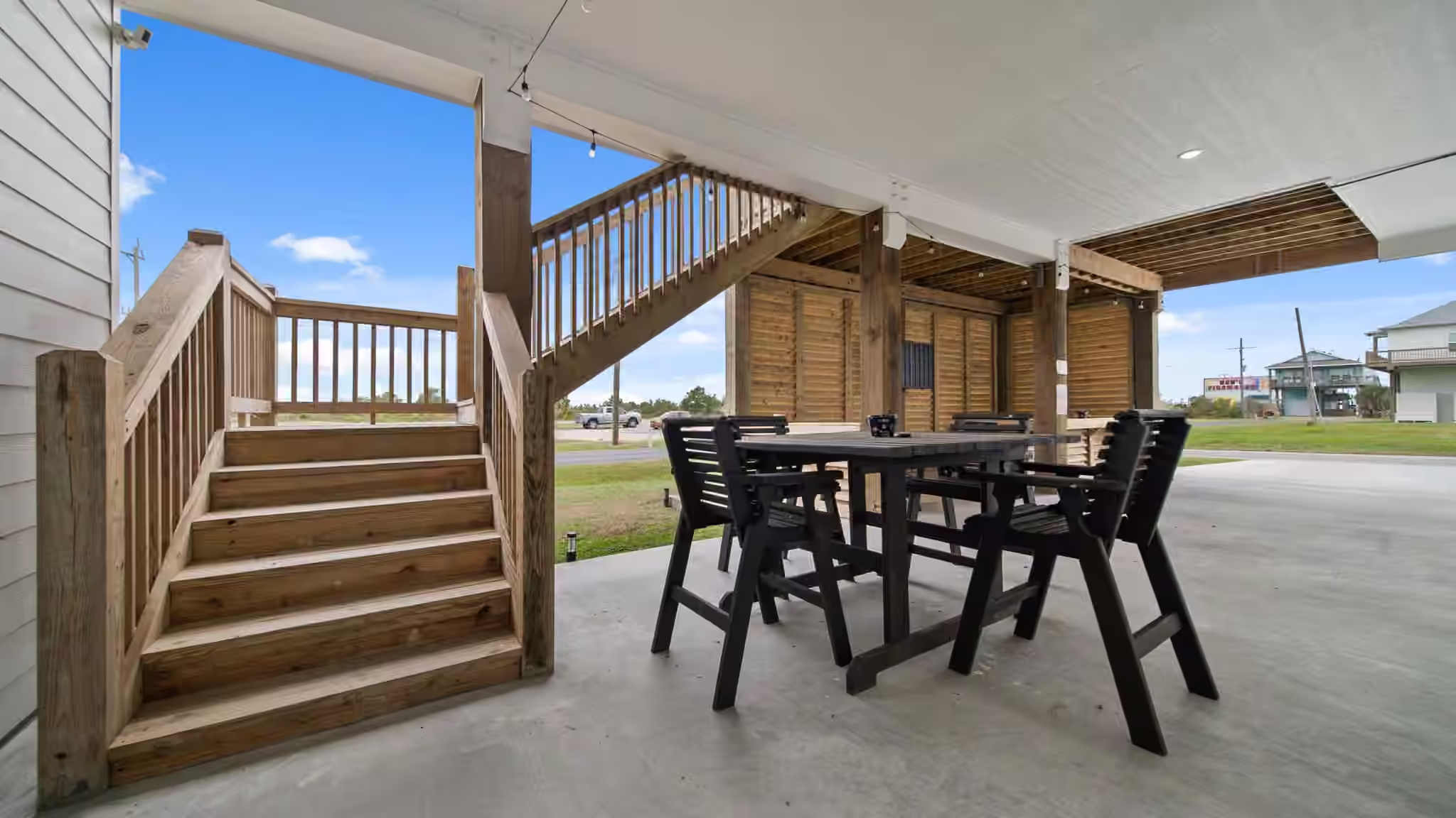 Photo 3 of 991 Seadrift Drive, Port Bolivar, TX