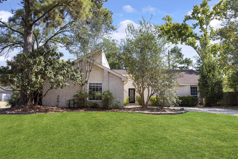 Photo of 3622 Hill Springs Drive, Houston, TX 77345