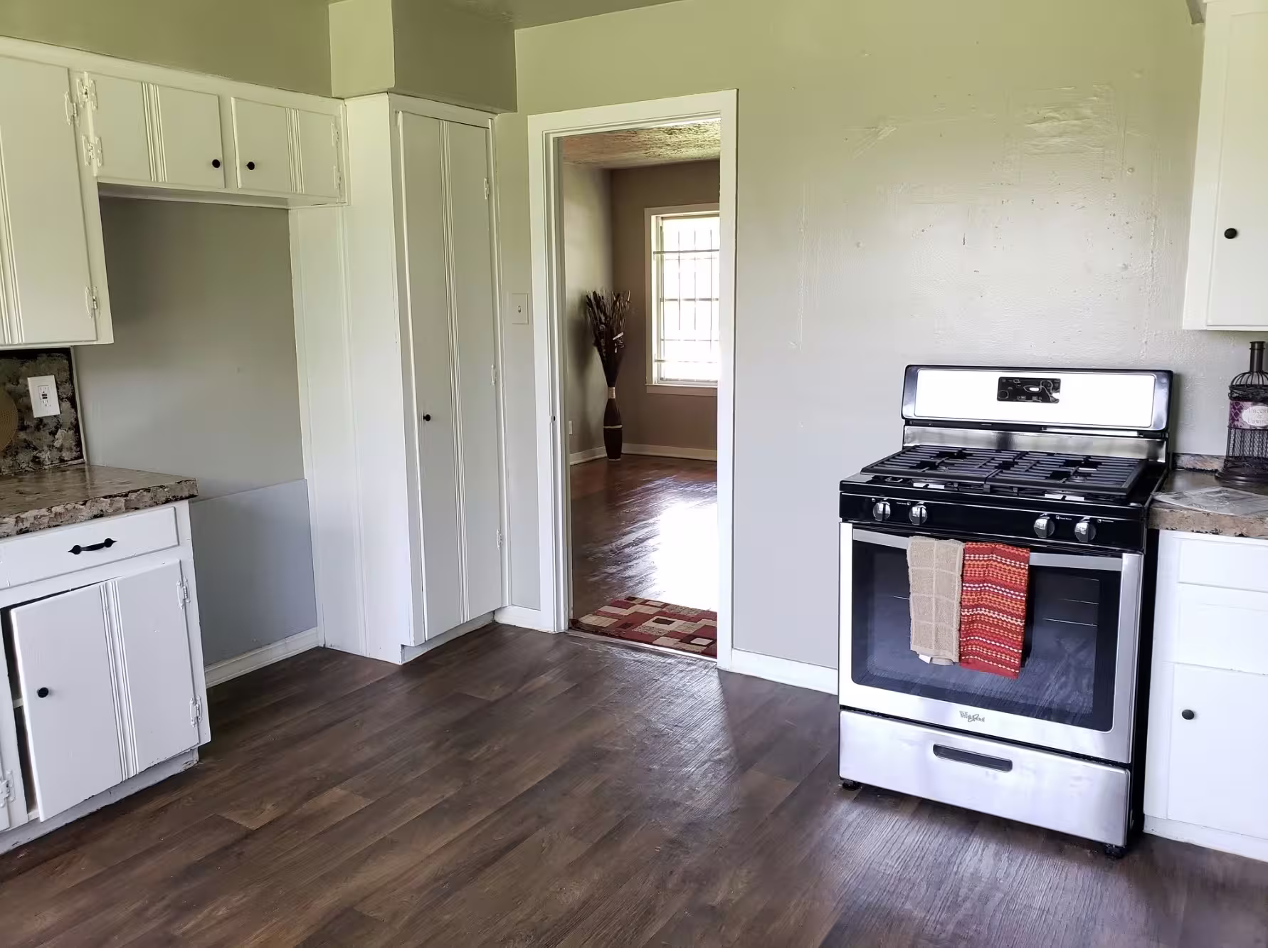 Photo 4 of 8723 Wiggins Street, Houston, TX