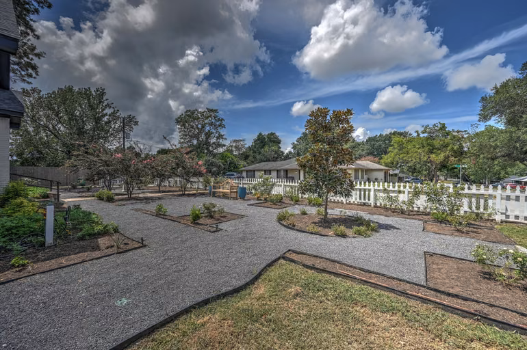 Photo 4 of 1501 Allyne Lane, Brenham, TX