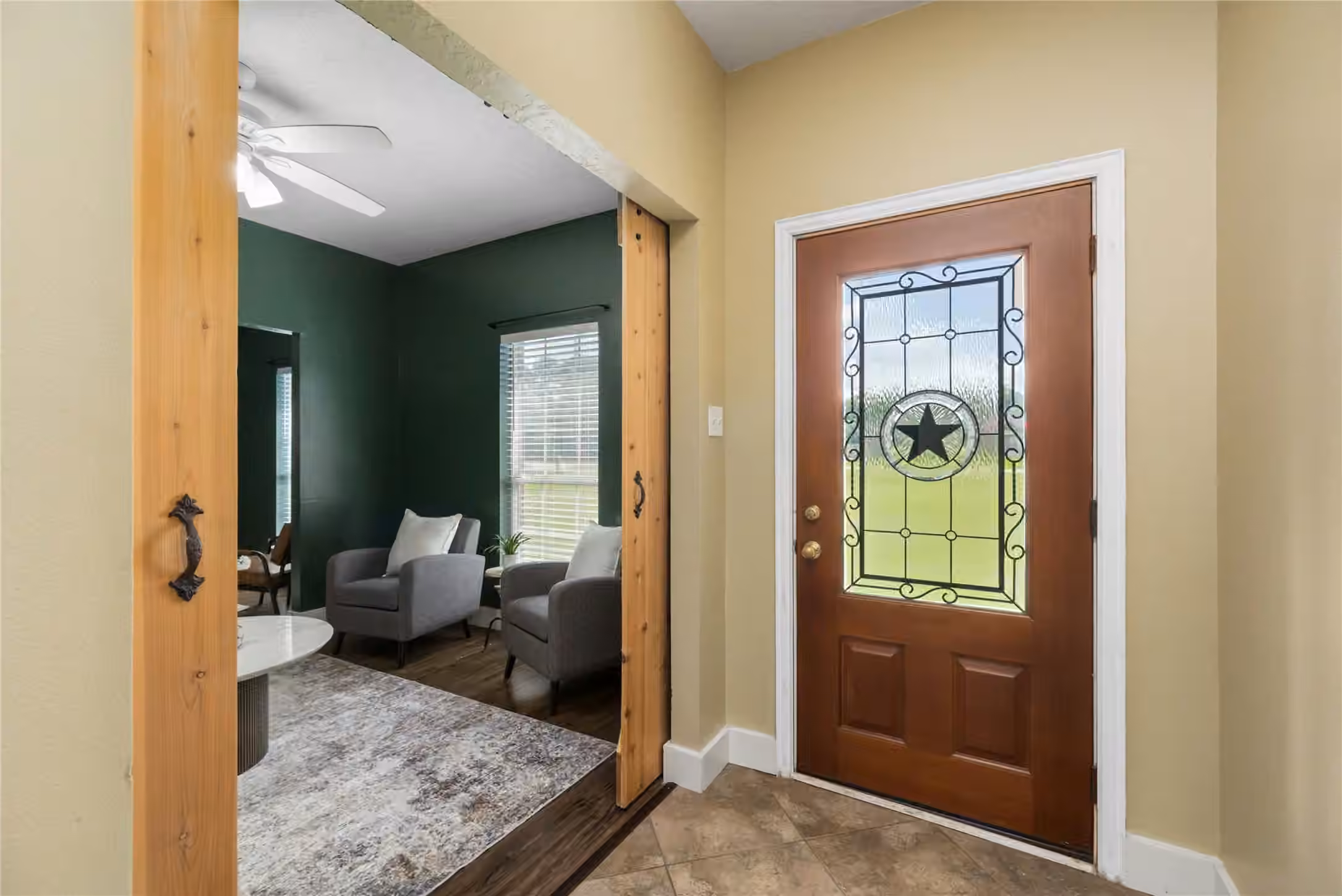 Photo 7 of 1102 Spring Branch Drive, Baytown, TX