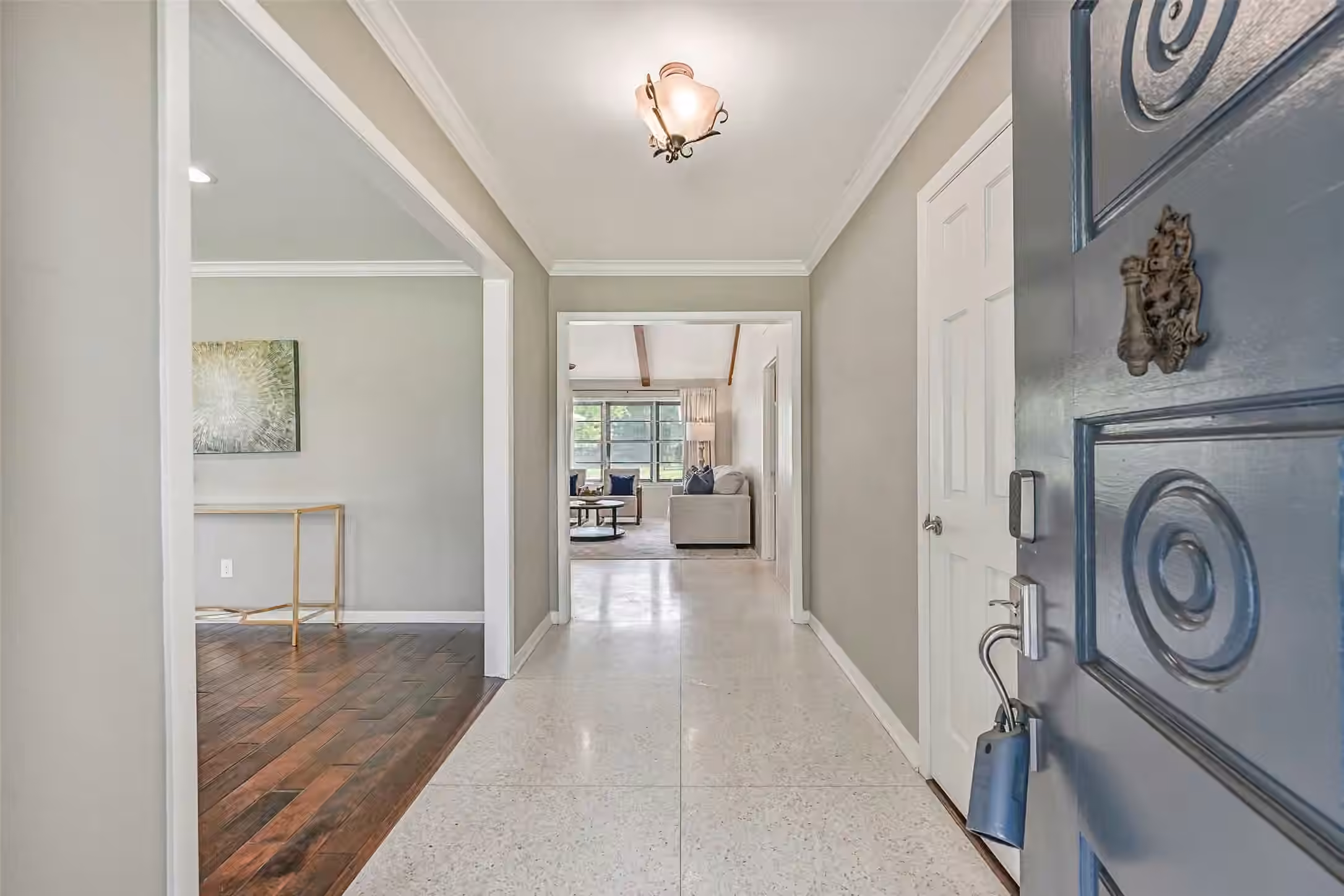 Photo 5 of 304 Chester Drive, Friendswood, TX