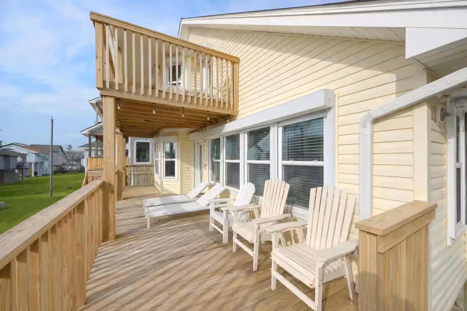 Photo 5 of 13723 Pirates Beach Boulevard, Galveston, TX
