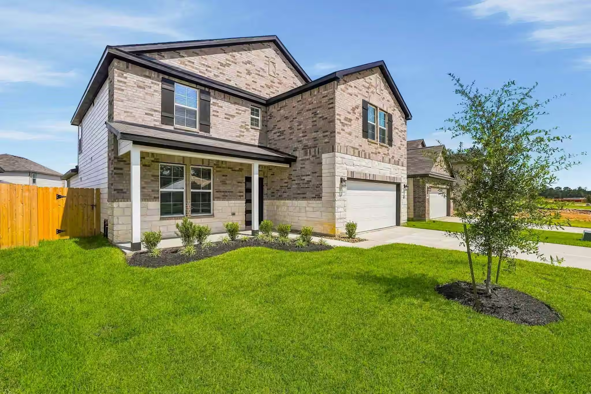 Photo 2 of 312 Tall Birch Drive, Hockley, TX
