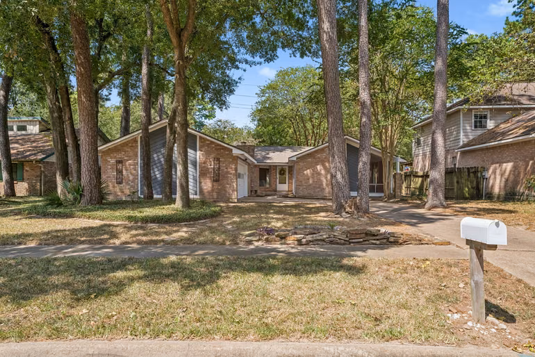 Photo of 15119 Willow Branch Drive, Houston, TX 77070