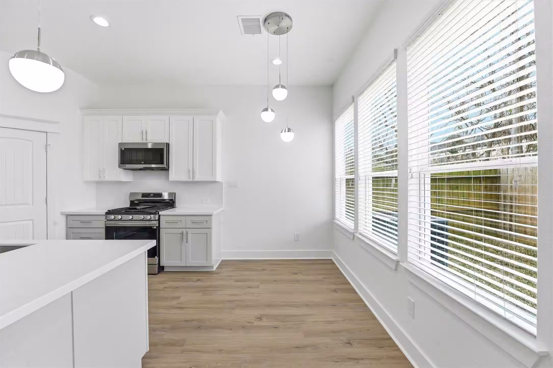 Photo 5 of 2825 De Soto Street, Houston, TX