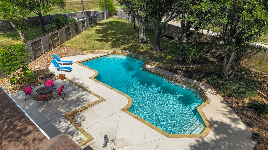 Photo 2 of 7830 Villa Palms Drive, Houston, TX