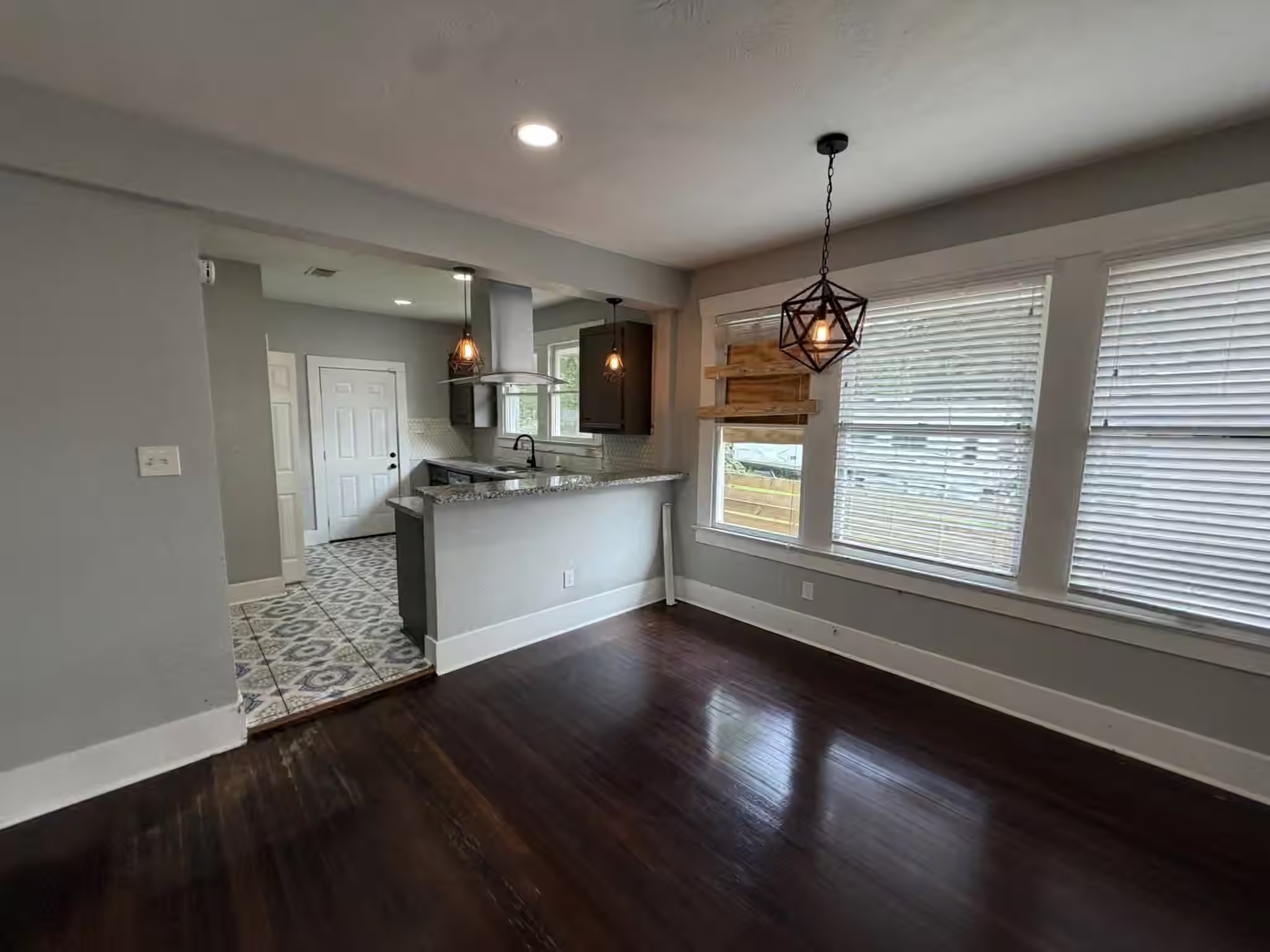 Photo 7 of 9405 Ashville Drive, Houston, TX
