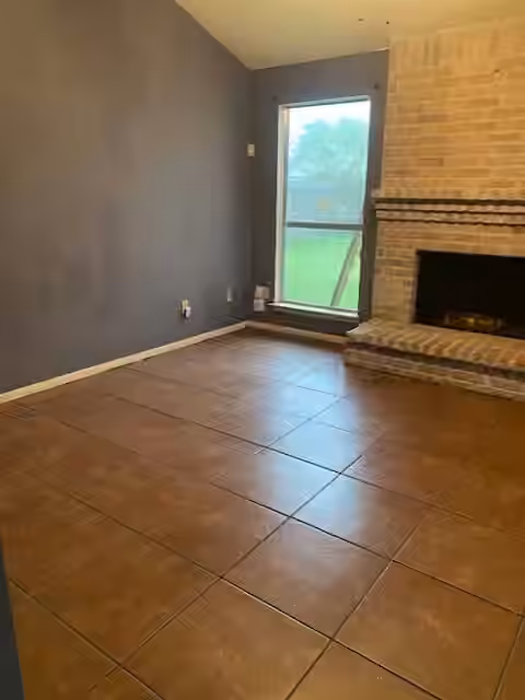 Photo 4 of 12207 McKamy Drive, Houston, TX