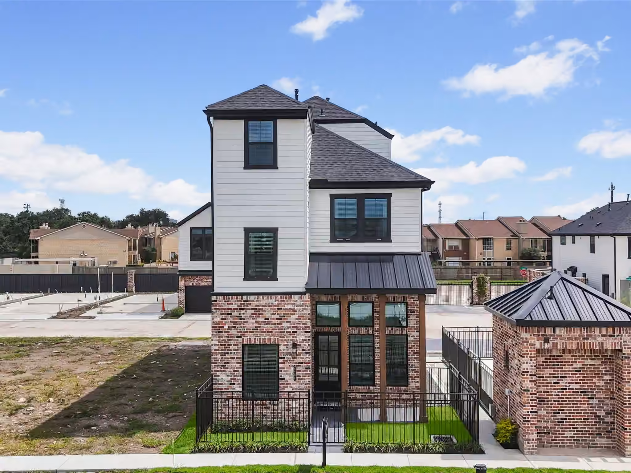 Photo 2 of 9214 Fort George Street, Houston, TX
