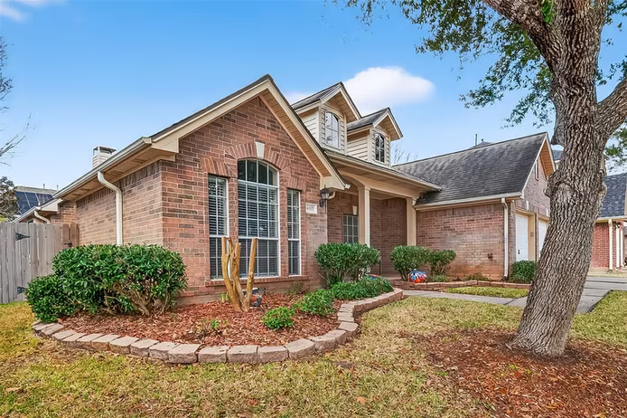 Photo 4 of 4907 Bellmead Drive, Missouri City, TX