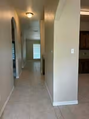 Photo 4 of 910 Old Angleton Road, Clute, TX