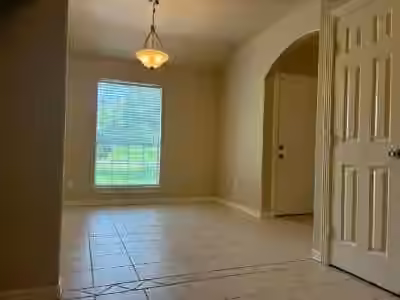 Photo 7 of 910 Old Angleton Road, Clute, TX