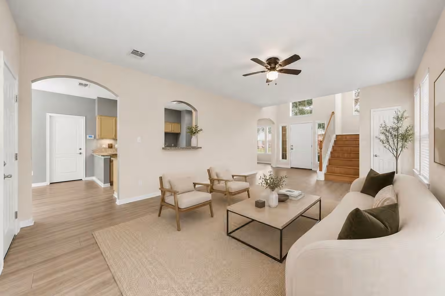 Photo 6 of 17027 Gleneviss Drive, Houston, TX