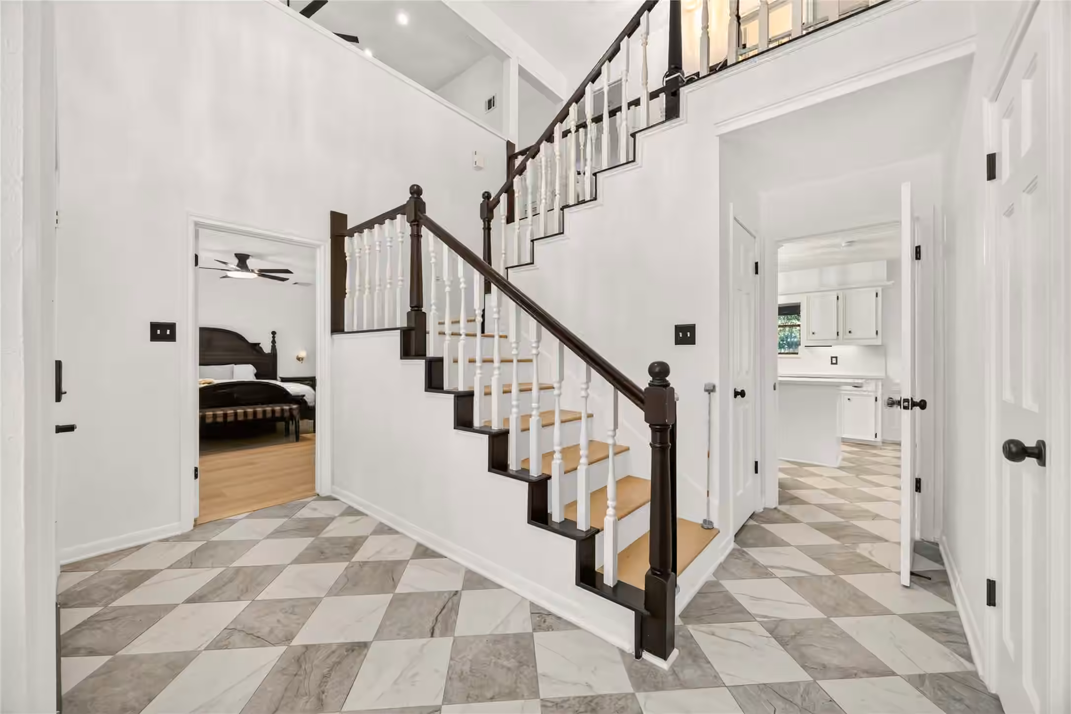 Photo 4 of 17006 Butteroak Drive, Spring, TX