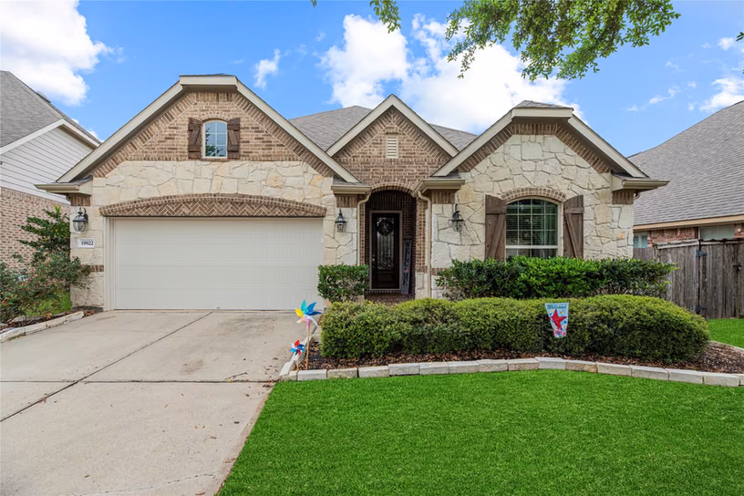 Photo 6 of 19822 Mariah Rose Court, Cypress, TX