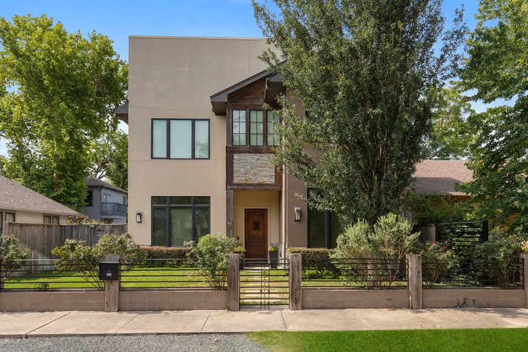Photo of 815 E 27th Street, Houston, TX