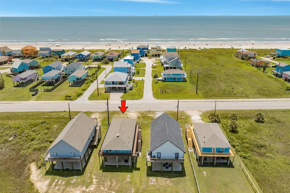 Photo 2 of 1741 Bluewater Highway, Surfside Beach, TX