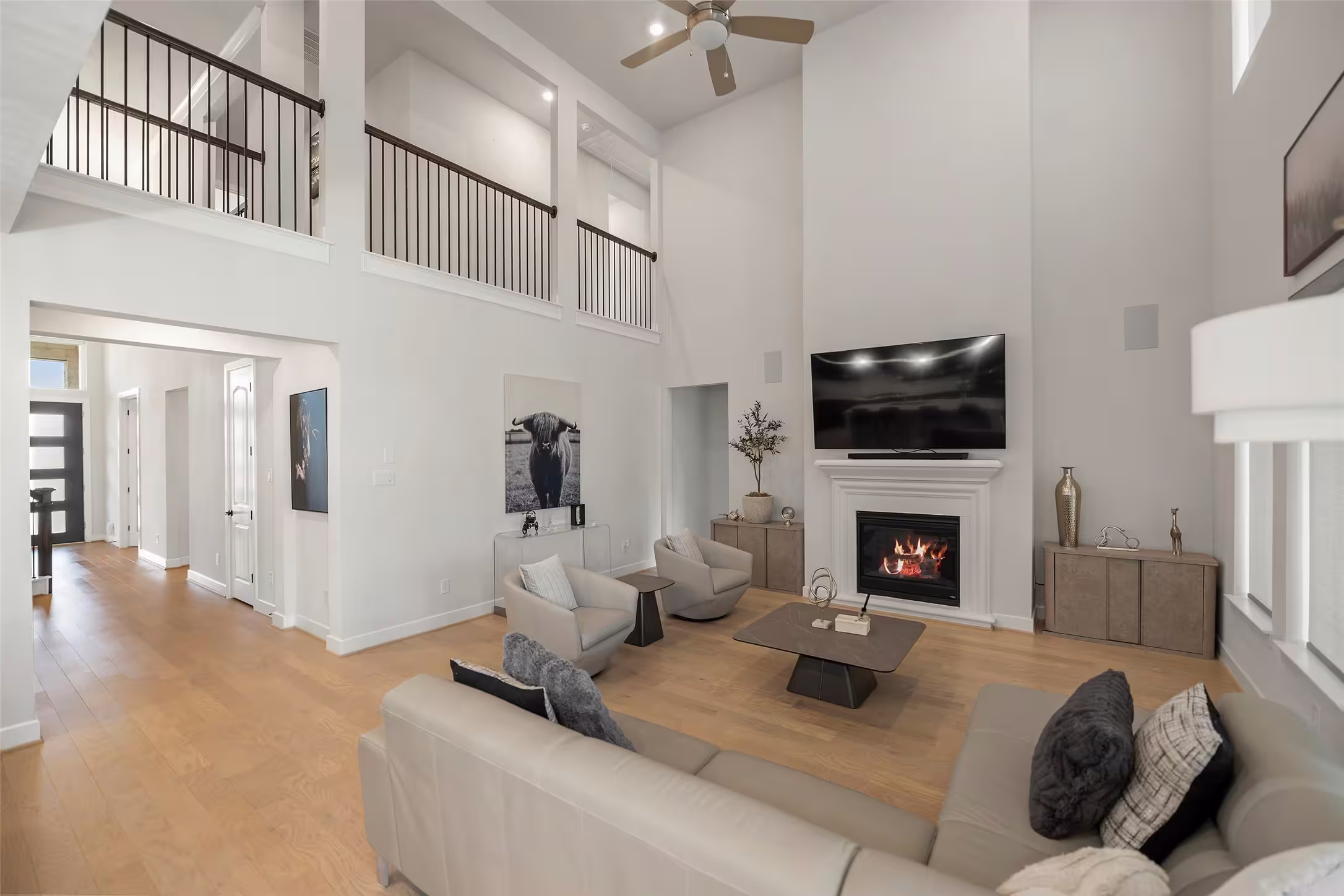Photo 4 of 4802 Pecos Ridge Lane, Sugar Land, TX
