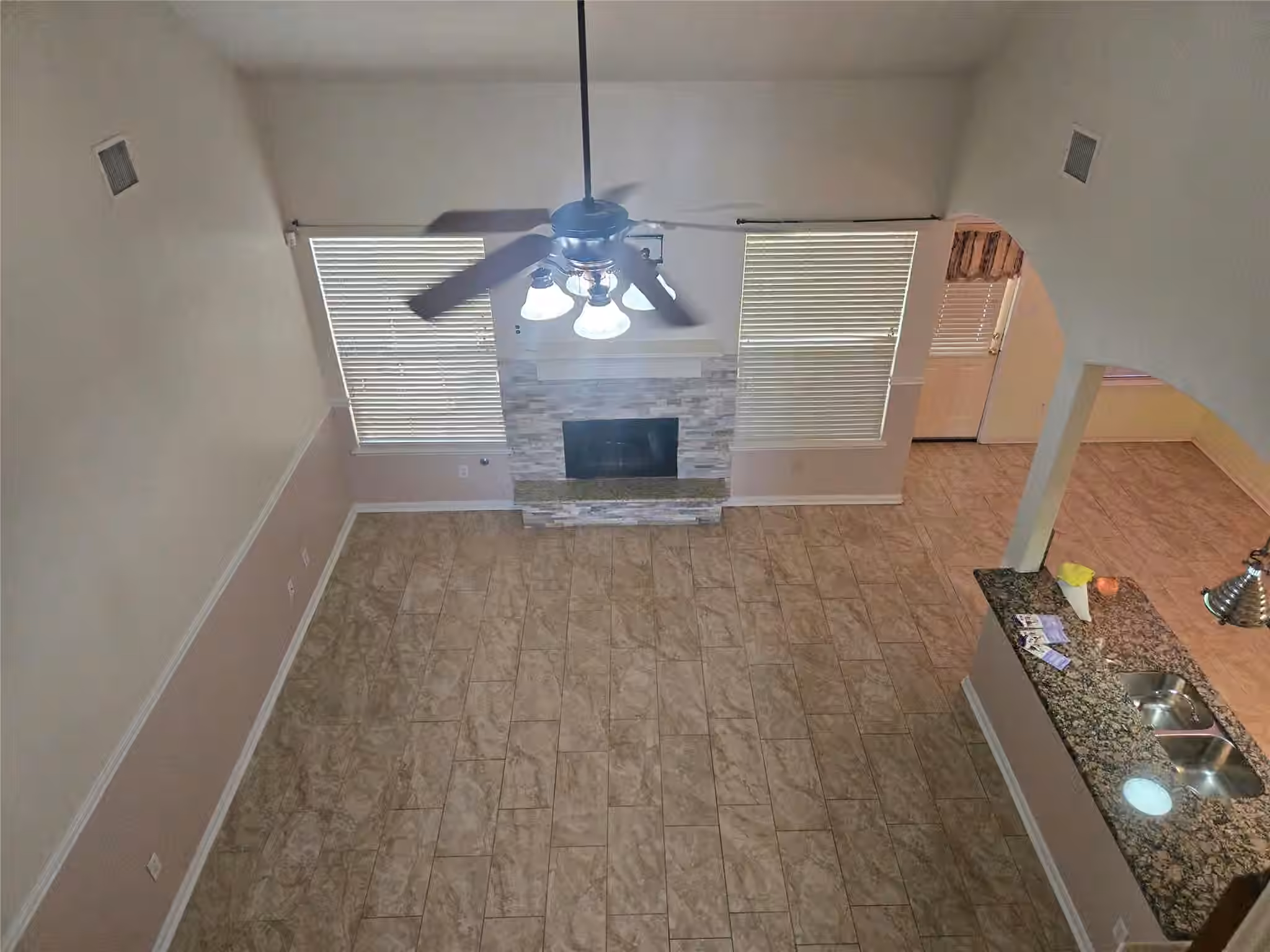 Photo 5 of 3818 Ridge Canyon Road, Baytown, TX