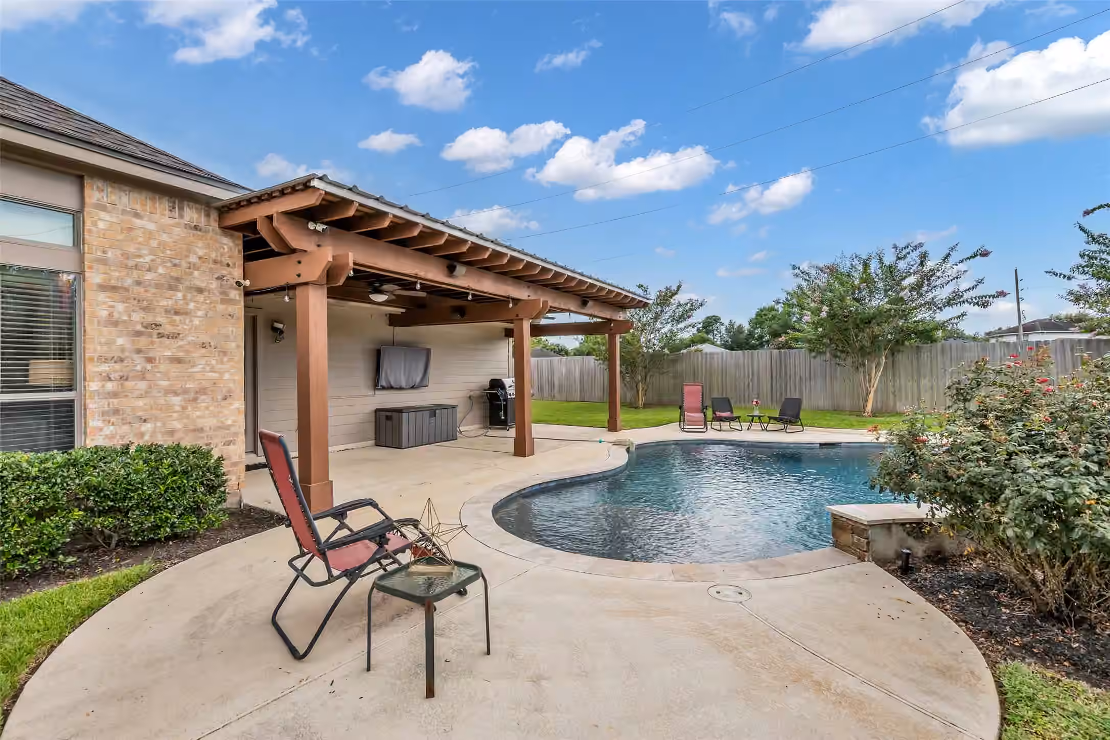 Photo of 31803 Forest Park Trail, Conroe, TX 77385